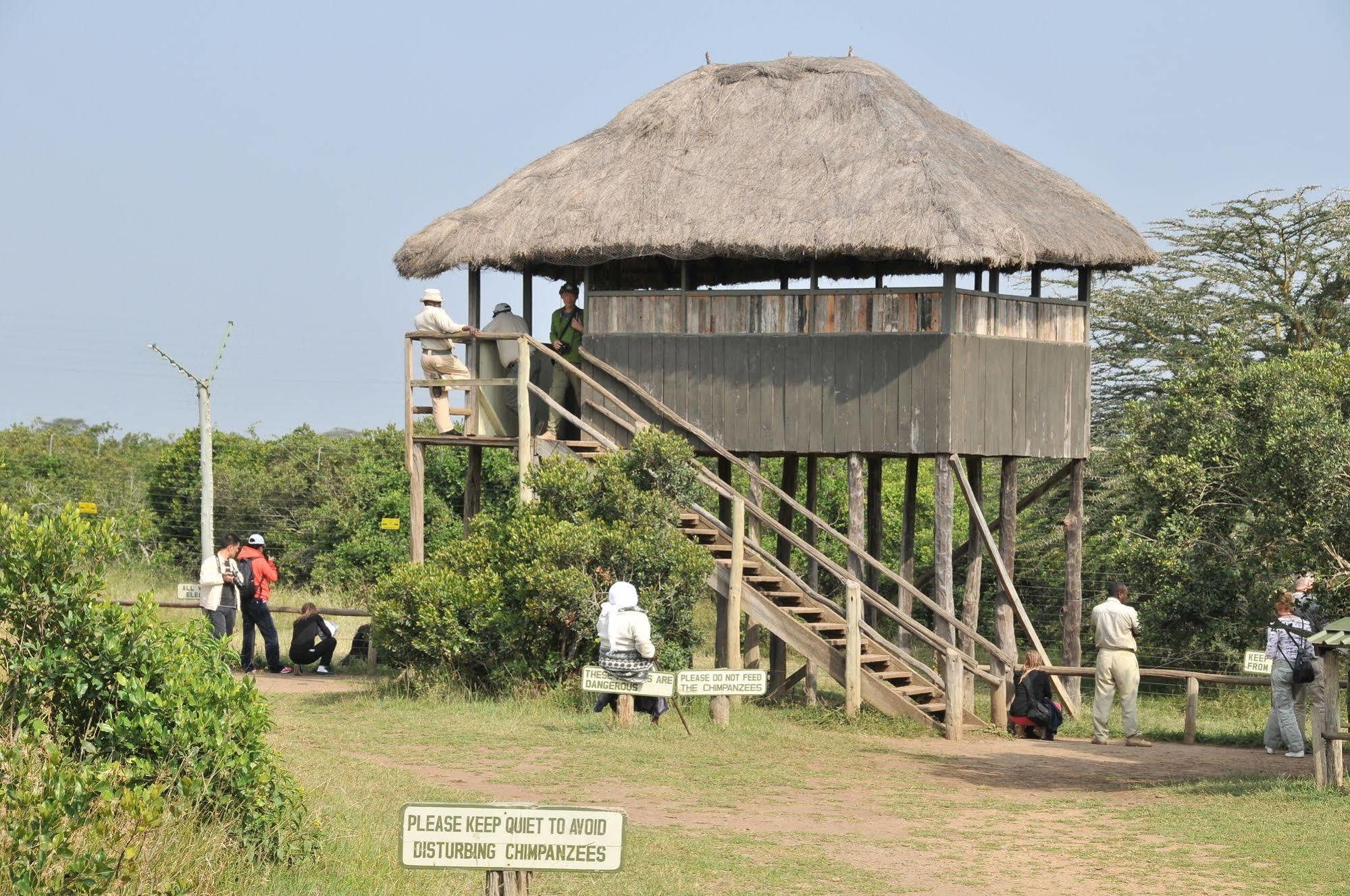 甜水塞雷纳营地山林小屋 纳纽基 外观 照片